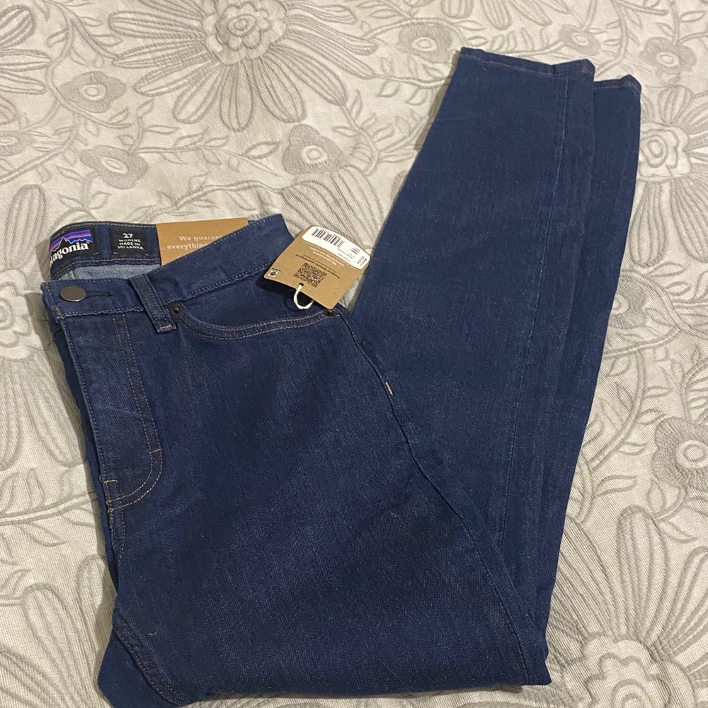Patagonia 27 NWT jeans